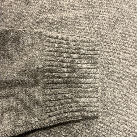 J. Crew Men's Light Gray Zip-Up Sweater - Picture 4 of 4